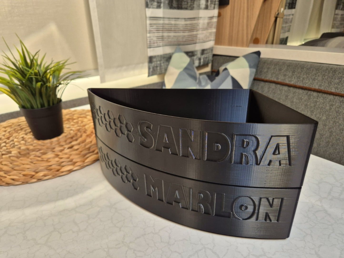 Regalbox -personalisiert- für Fendt Wohnwagen